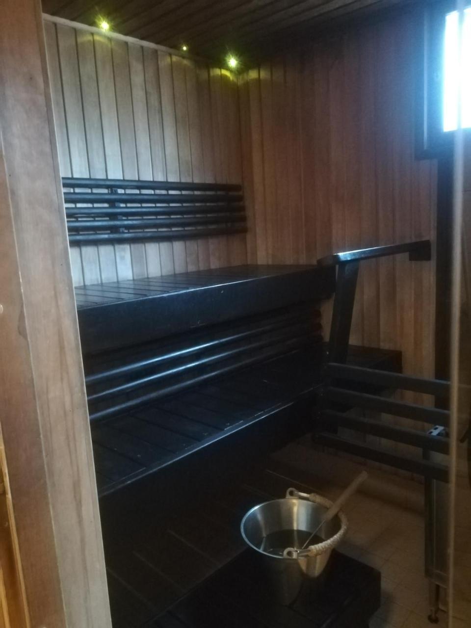 Gasthaus Henri Raisio Dış mekan fotoğraf